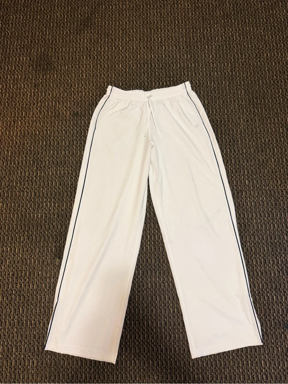 lululemon athletica White Active Skirt with Built-In Short